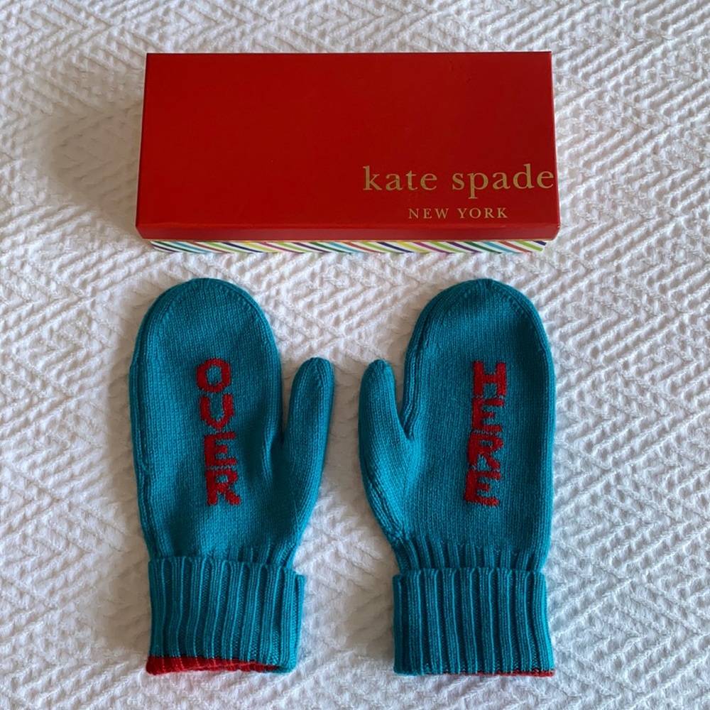 Never Used: Kate Spade “Over Here” Women’s Mittens